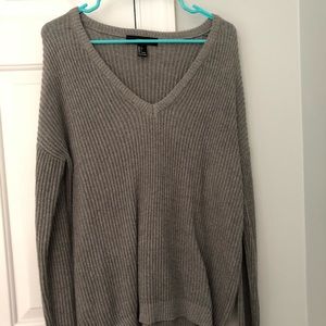 NEVER WORN Forever 21 V-Neck Sweater